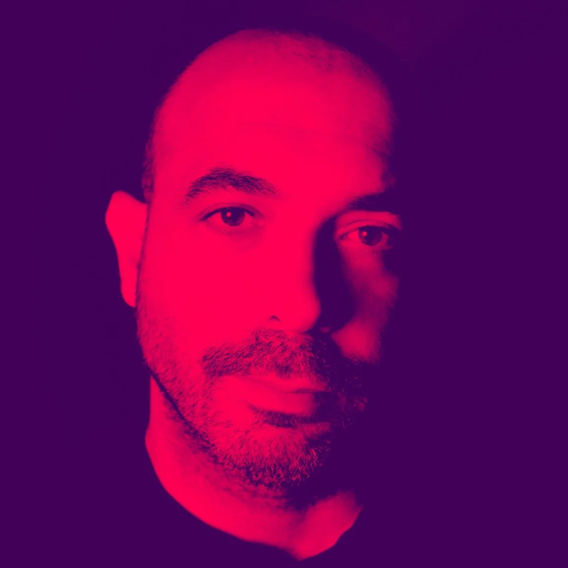 Retrato editorial de Jordi Fernández